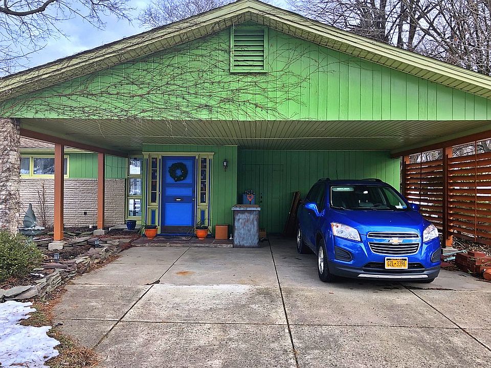 1st image of 146 Cadman Dr