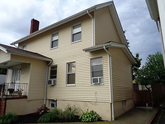 2nd image of 150 Floyd Street #2