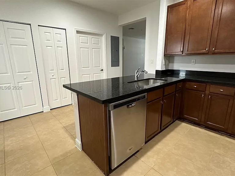 966 SW 147th Ave #2604 — Photo 7