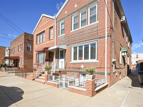 79-23 69 Avenue, Middle Village, NY 11379