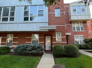 3236 N Kilbourn Ave, Chicago, IL 60641