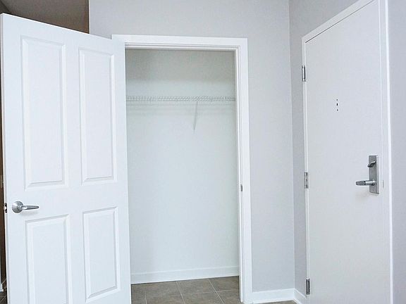 4th image of 1244 S Blue Island Ave Unit 202