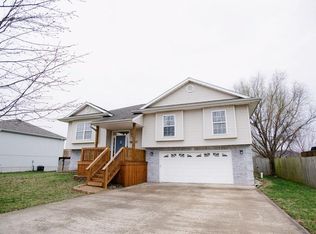 607 Carr, Knob Noster, MO 65336