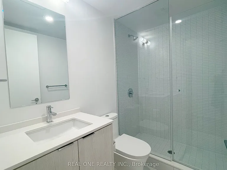 1 Jarvis St #820 — Photo 12