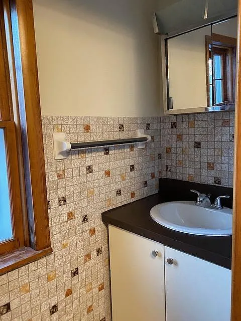 2 bed, 1.5 bath, 1200 sqft, $1,500 — Photo 4
