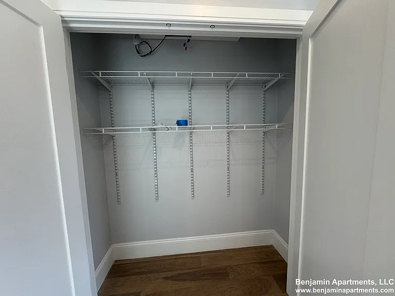 51 Fairbanks St #10 — Photo 10