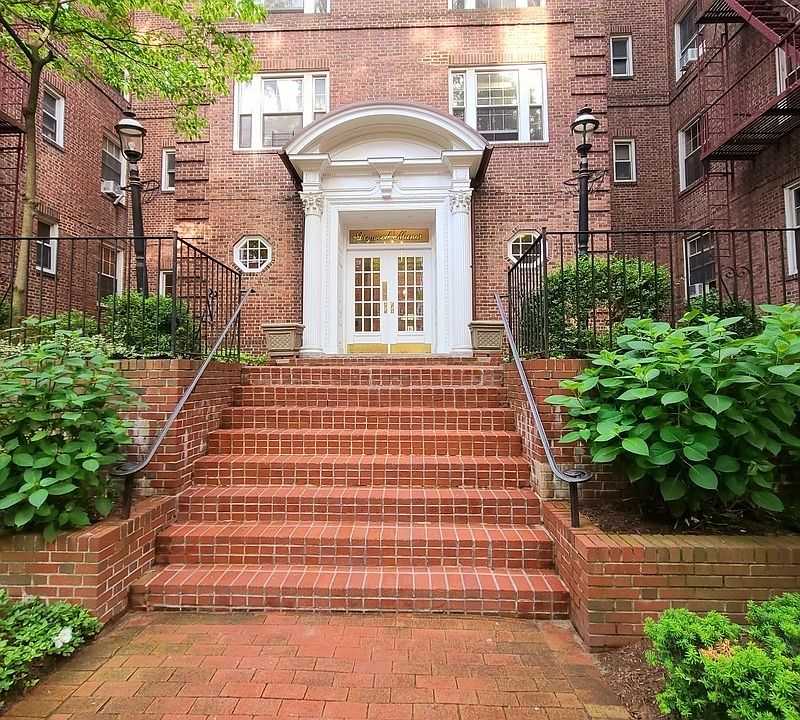 1st image of 117 Park Ln #D5g