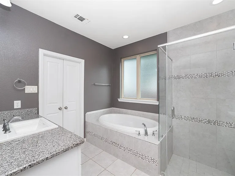 10903 Kennowy Ct — Photo 15