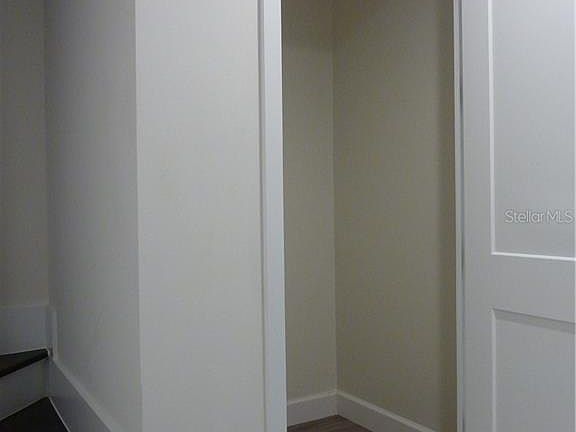 5th image of 125 S Park Ave
