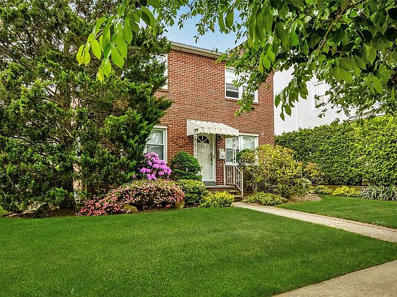2nd image of 42 Beechwood Ave