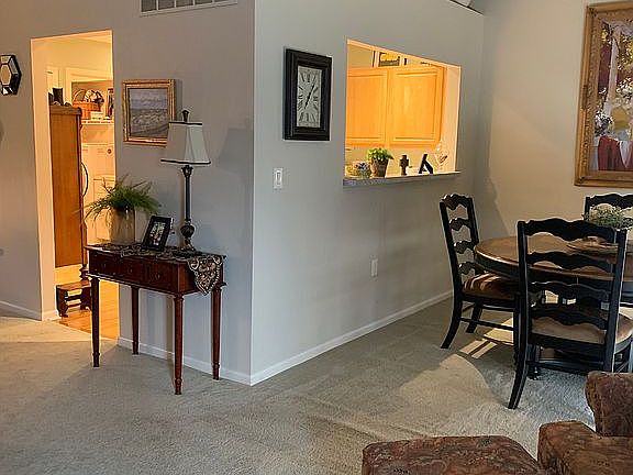 Dining Room - Pass-through 