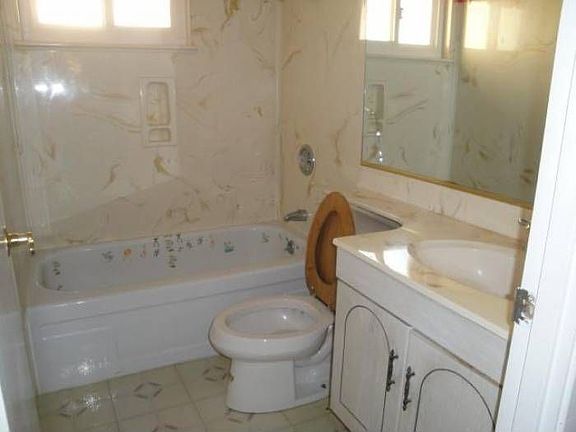 5th image of 8971 Lanier Way