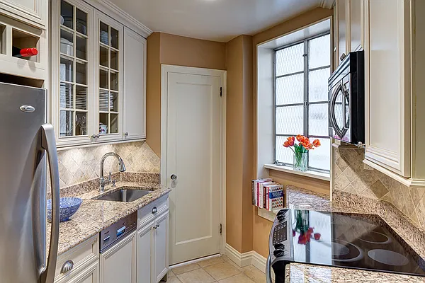 Sold by Stribling | media 14