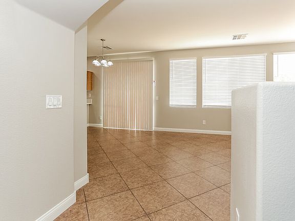 4th image of 5412 Whisper Bluff St