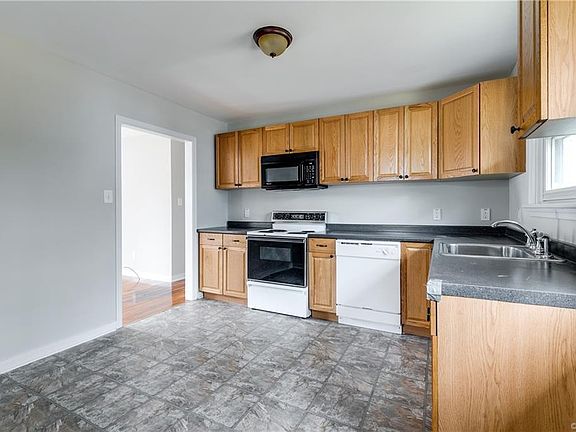 3rd image of 2210 Cool Brook Dr