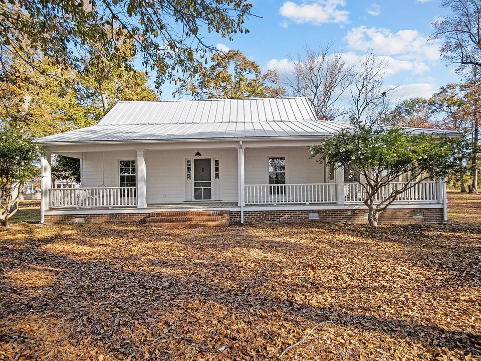 2229 Sloop Point Loop Rd