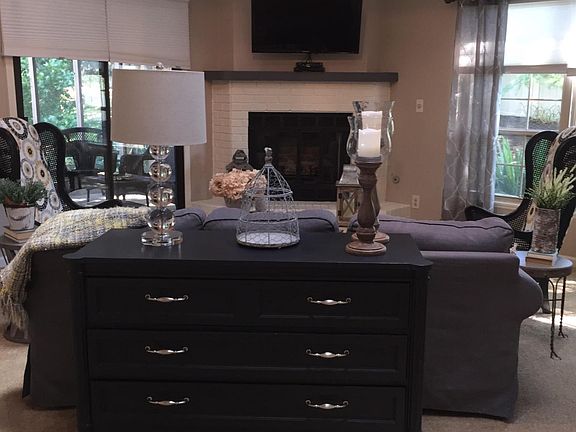 Living room with gas fireplace