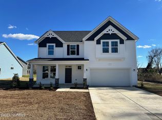 102 Harvest Meadows Xing, Jacksonville, NC 28546