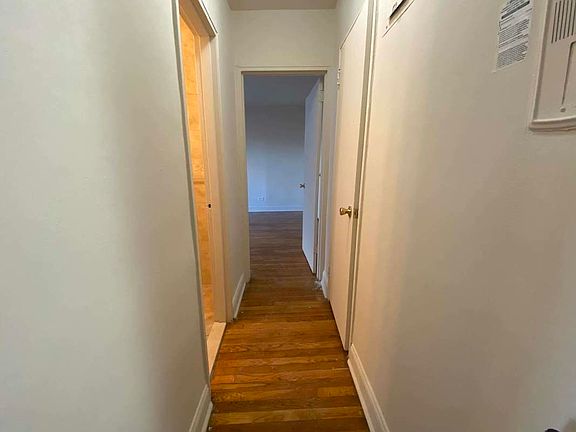 3rd image of 86-25 Van Wyck Expressway E Service Rd #421