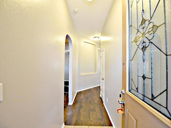 3rd image of 17708 Bridgefarmer Blvd
