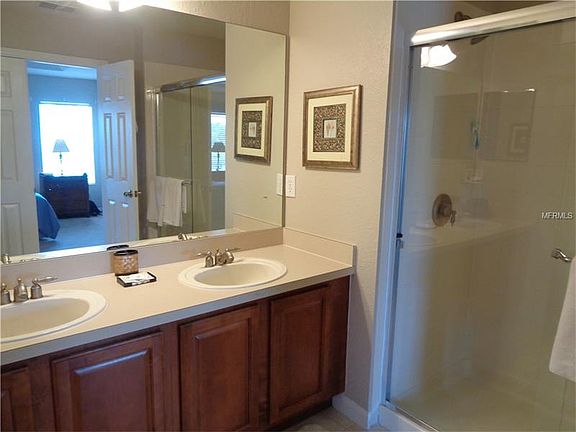 3rd image of 2517 Old Kent Cir