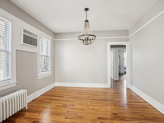 5th image of 105 Livingston Ave #1