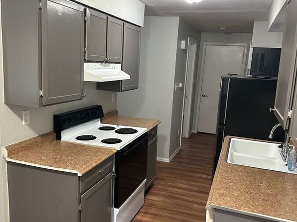 5562 Newland Way APT 4