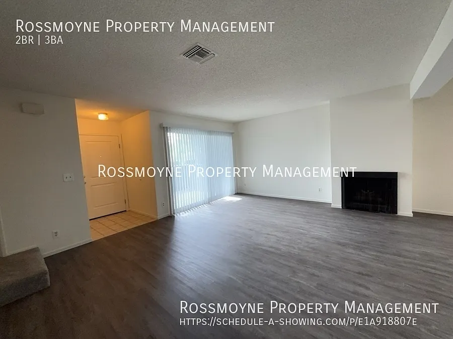 3 Story 2 Bedroom Condo — Photo 2
