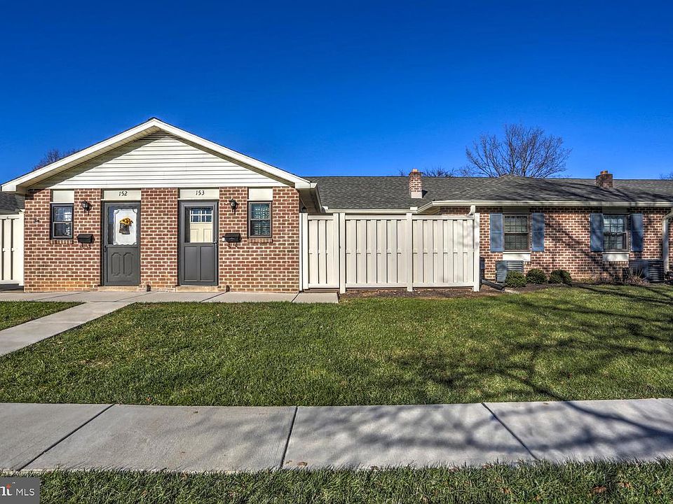 1st image of 153 Valleybrook Dr