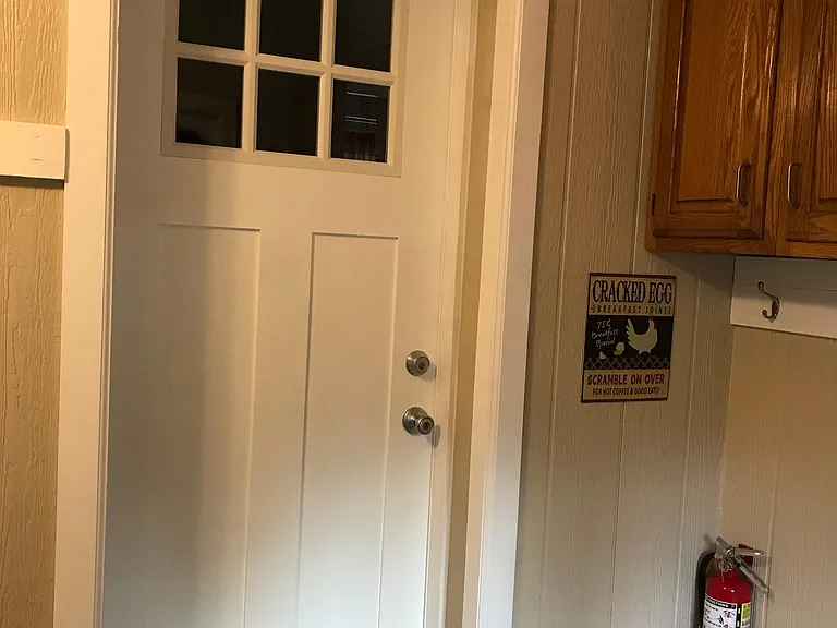 Mudroom entrance into the kitchen