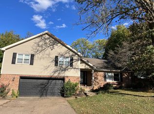 5466 Kenwood Cir, Newburgh, IN 47630