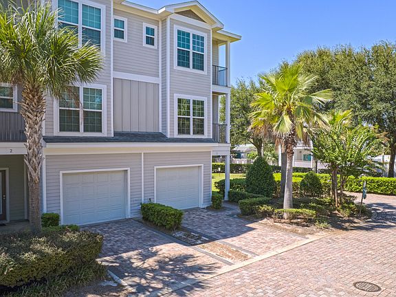 2nd image of 257 Driftwood Rd #1