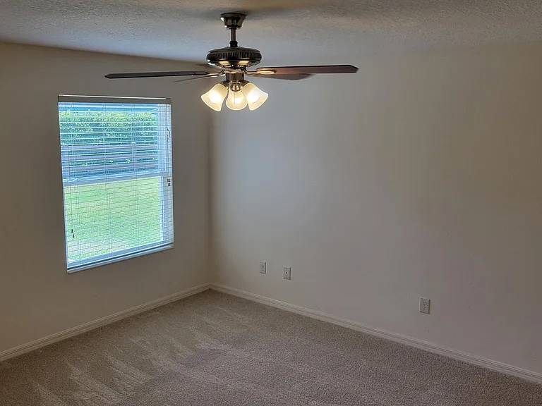 11223 Hess Way — Photo 5