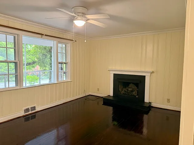 1034 Lockland Ave — Photo 6