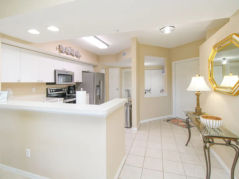 5025 Cedar Springs Dr #102 — Photo 32