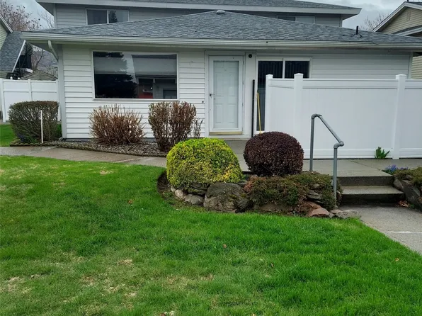 100 Simon Street #17, East Wenatchee, WA 98802