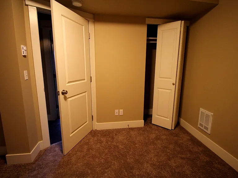 South Lane Apartments — Photo 49