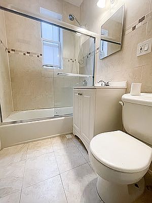 4th image of 22-59 27th St #2