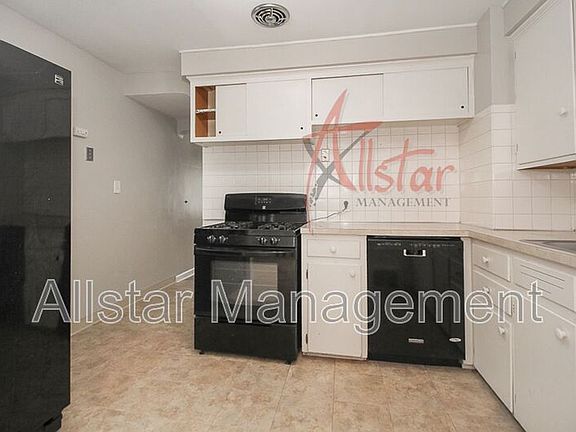 2nd image of 4518 Forestwood Dr