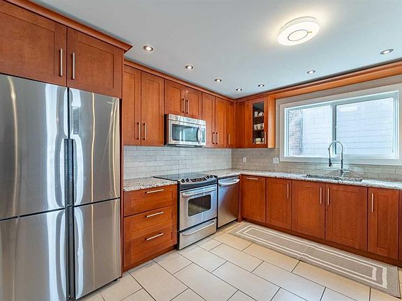 4th image of 208 S Woodpark Pl SW