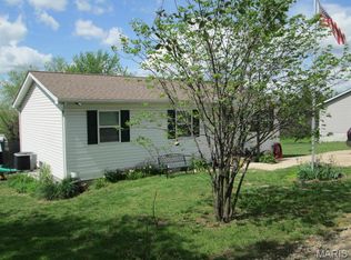 427 Colby St, Bourbon, MO 65441