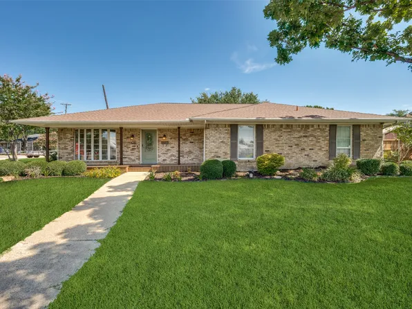 1601 Valleycrest Ln, Carrollton, TX 75006