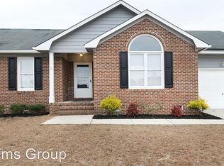 5232 Thackeray Dr, Fayetteville, NC 28306
