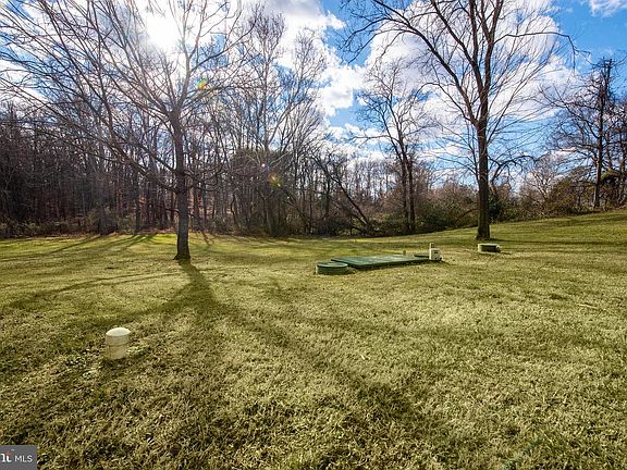 4th image of 2820 Creswell Rd #&-2826