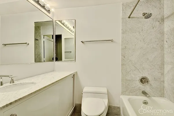 Rented by City Connections Realty | media 10