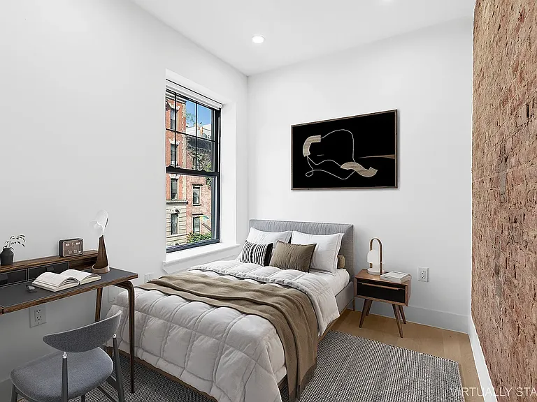 145 2nd Ave #21 — Photo 3