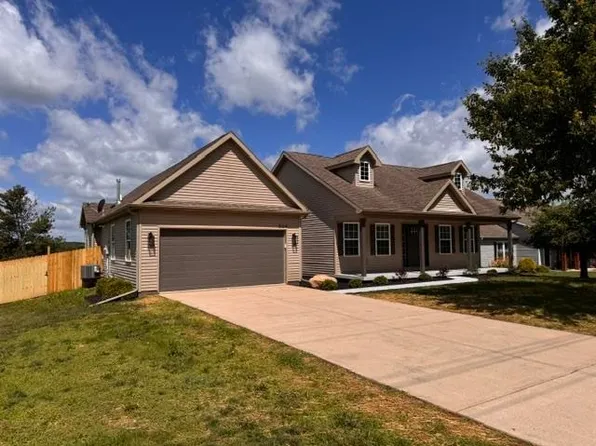 504 S McMinn Rd, Centerville, IN 47330