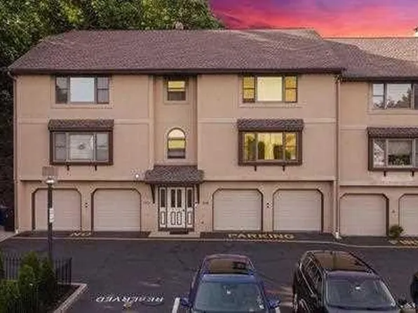 7 Sherman Ave APT 3, Lodi, NJ 07644