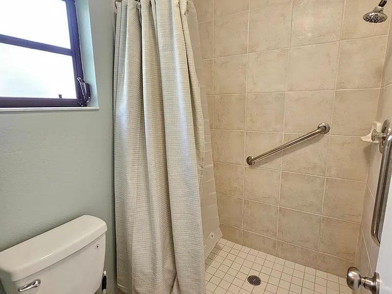 744 Avenida Estancia #144B — Photo 29