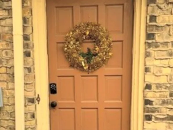 4327 Madera Rd, Irving, TX 75038